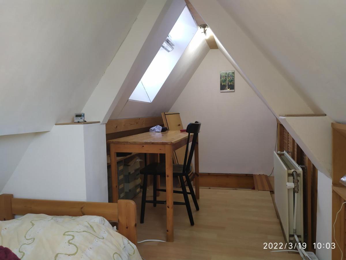 The Cosy Little House With The Sundial Villa Stavenisse Exterior photo